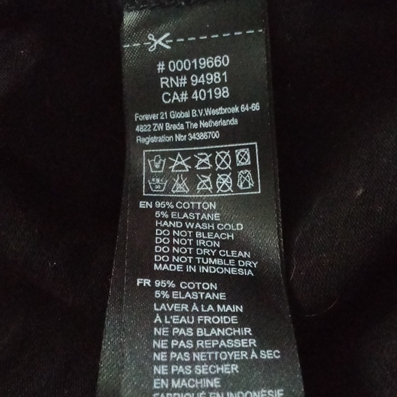 Black & Gold Mini Skirt - Picture 3 of 5